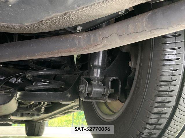 Toyota NOAH 2019-11 7501905-19