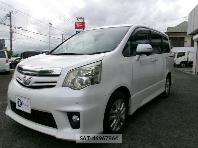Toyota NOAH 2011-03 7501916-2