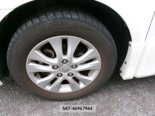 Toyota NOAH 2011-03 7501916-29
