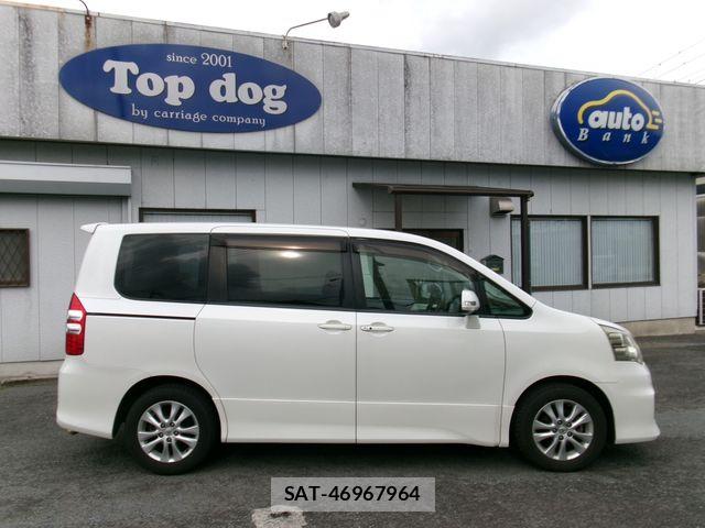 Toyota NOAH 2011-03 7501916-6