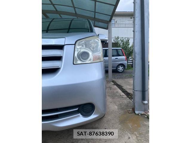 Toyota NOAH 2007-07 7501924-1