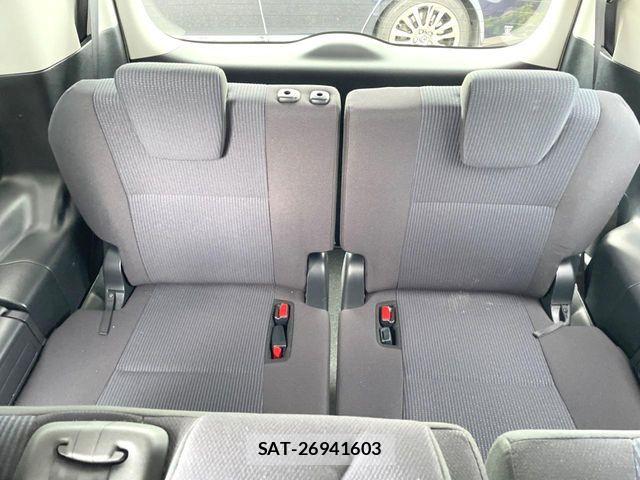 Toyota NOAH 2018-07 7509432-9