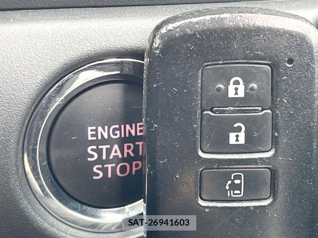 Toyota NOAH 2018-07 7509432-6