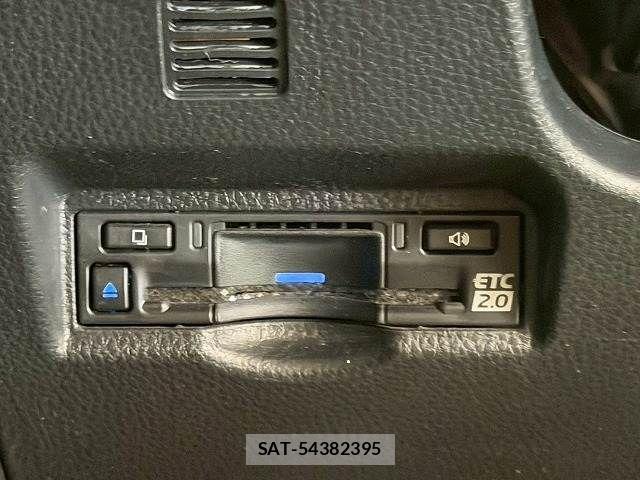 Toyota NOAH 2023-03 7501902-8