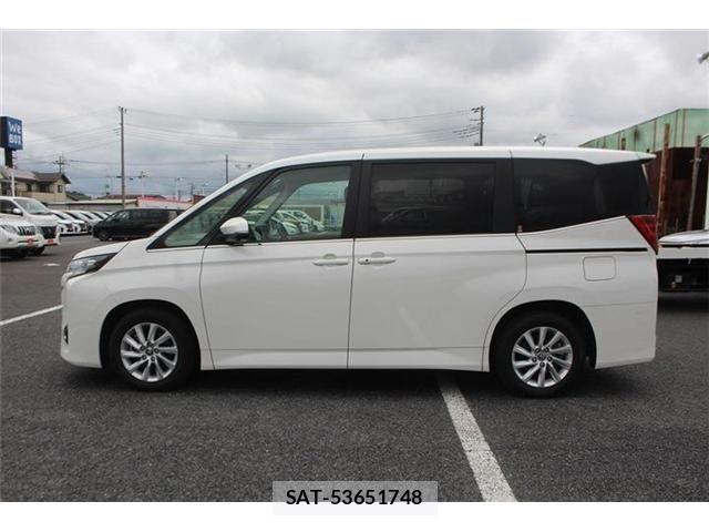Toyota NOAH 2024-03 7501904-10