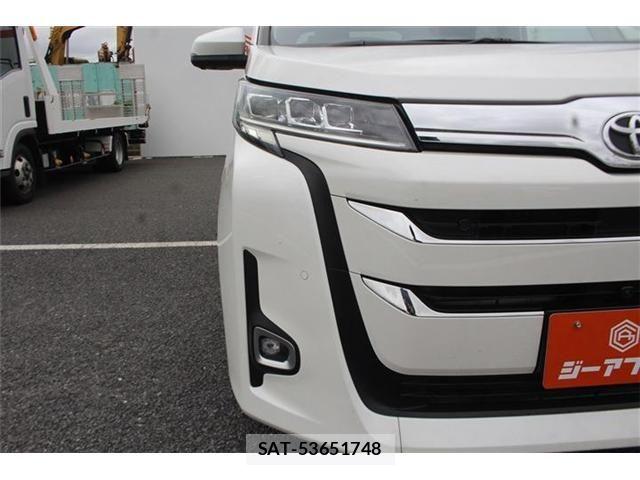 Toyota NOAH 2024-03 7501904-14