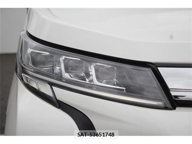 Toyota NOAH 2024-03 7501904-15