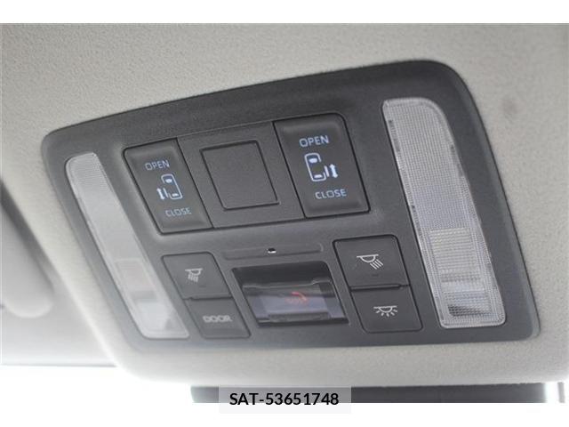 Toyota NOAH 2024-03 7501904-3