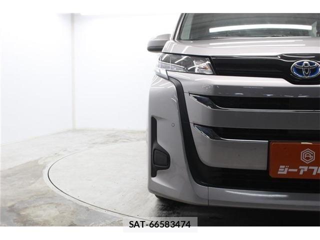 Toyota NOAH 2023-04 7509424-10
