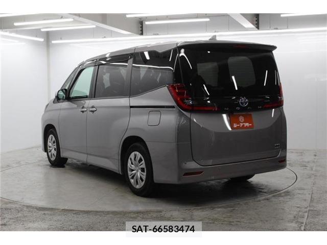 Toyota NOAH 2023-04 7509424-6