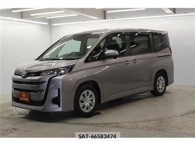 Toyota NOAH 2023-04 7509424-8