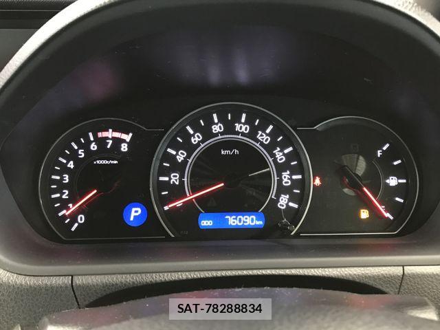 Toyota NOAH 2018-02 7501906-17