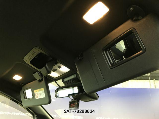 Toyota NOAH 2018-02 7501906-21