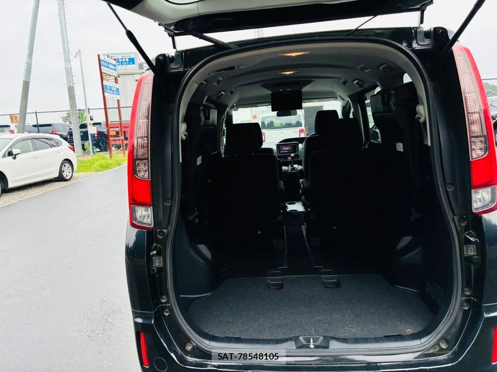 Toyota NOAH 2015 7401009-25