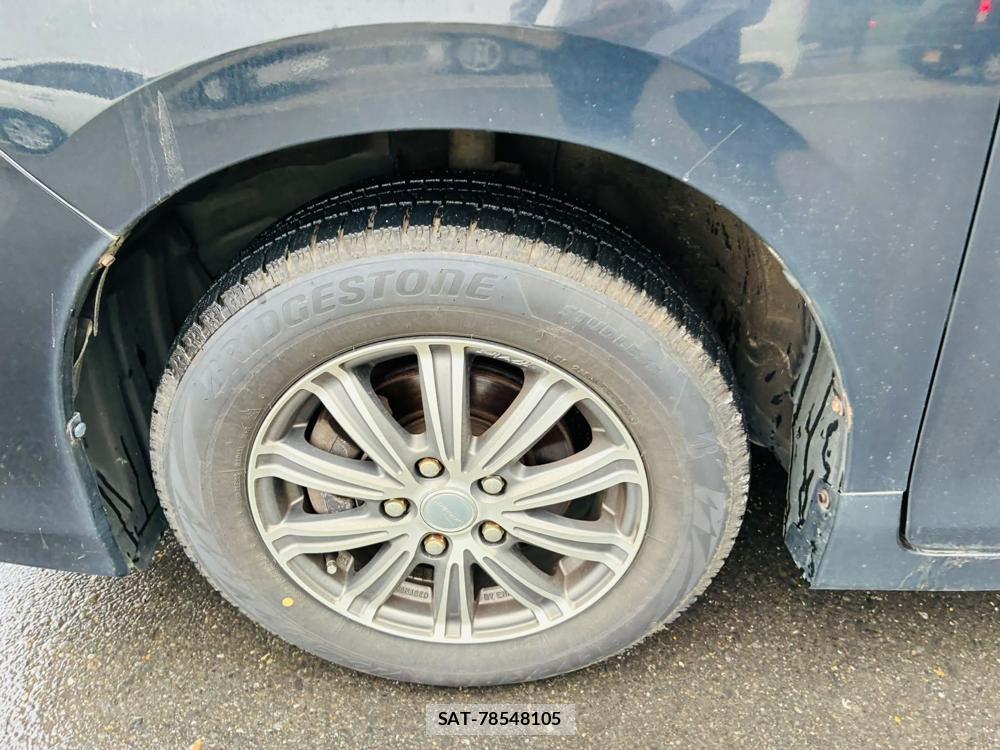 Toyota NOAH 2015 7401009-29