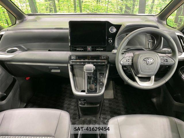 Toyota NOAH 2023-06 7562564-1
