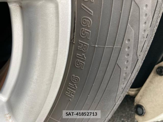 Toyota NOAH 2009-11 7562567-5
