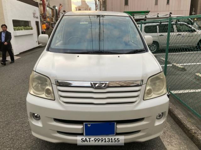 Toyota NOAH 2003-07 7562568-1