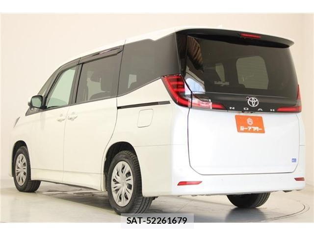 Toyota NOAH 2022-10 7562566-11