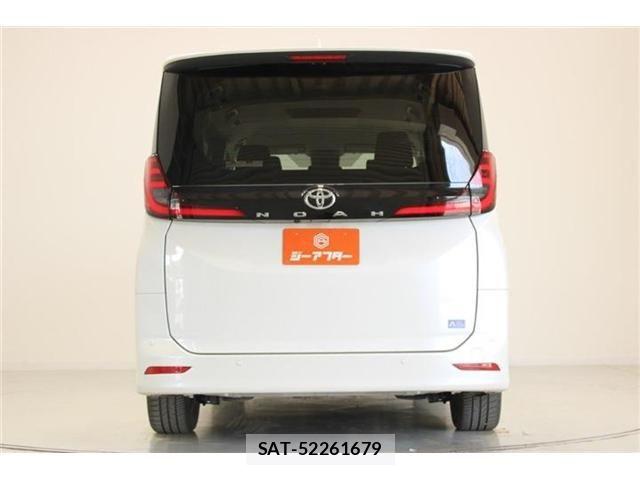 Toyota NOAH 2022-10 7562566-12