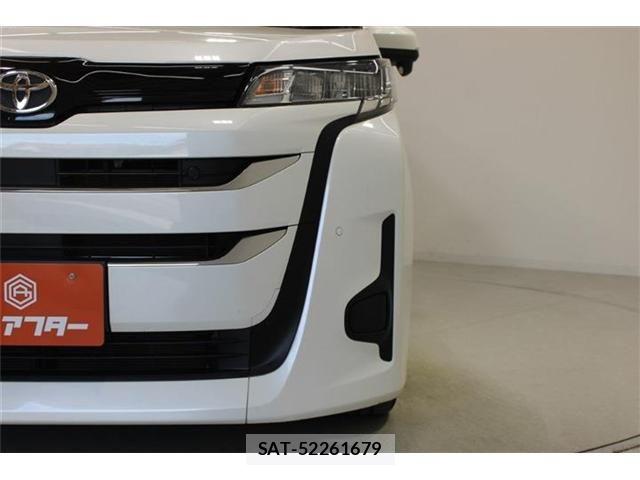 Toyota NOAH 2022-10 7562566-15