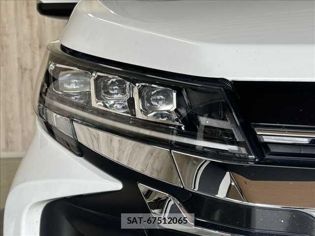 Toyota NOAH 2022-12 7618713-27