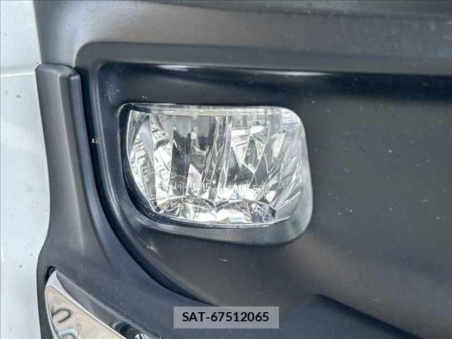 Toyota NOAH 2022-12 7618713-29