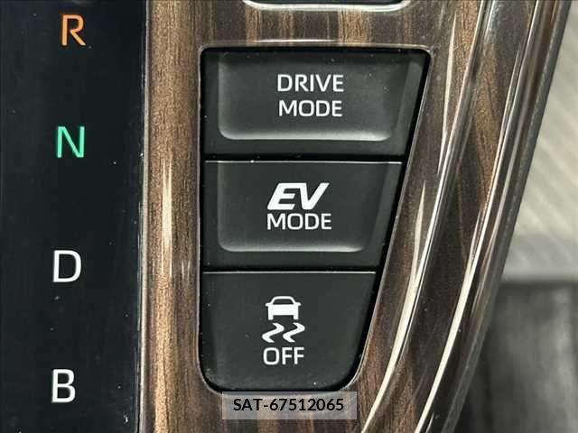 Toyota NOAH 2022-12 7618713-8