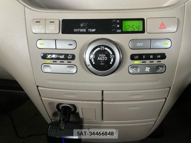 Toyota NOAH 2007-01 7618775-18