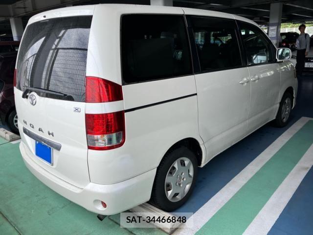 Toyota NOAH 2007-01 7618775-3
