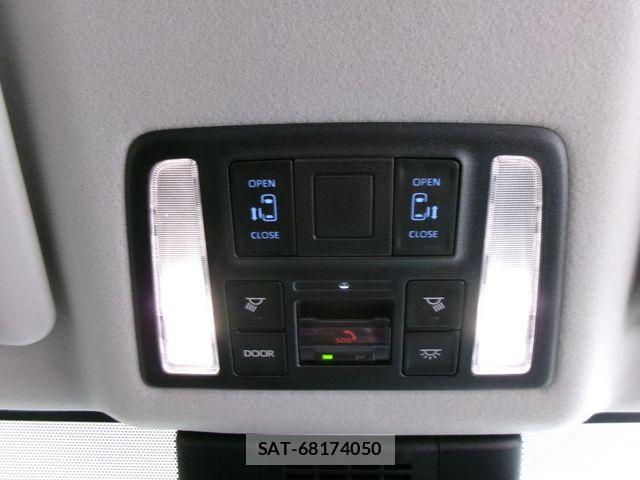 Toyota NOAH 2022-03 7618715-24