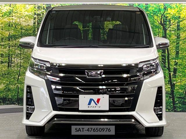 Toyota NOAH 2018-02 7618742-12