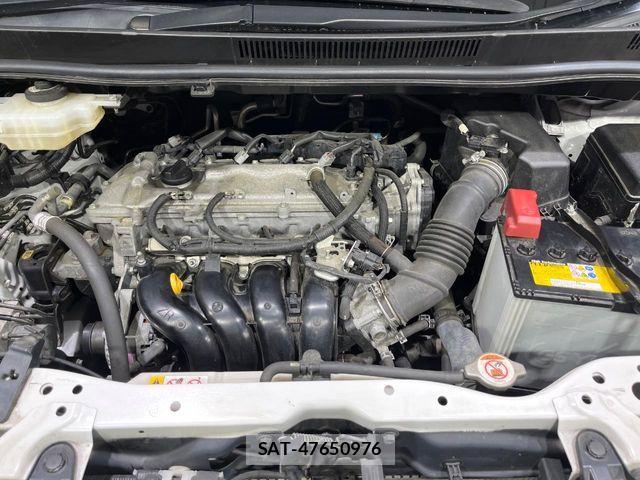 Toyota NOAH 2018-02 7618742-16