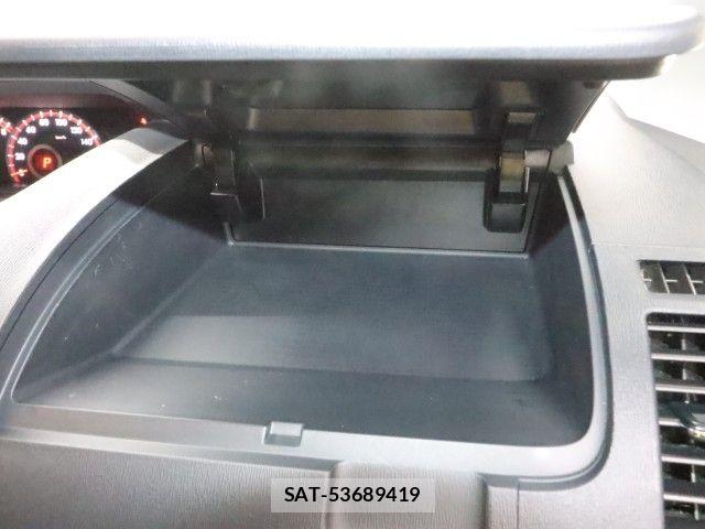 Toyota NOAH 2012-01 7618748-20