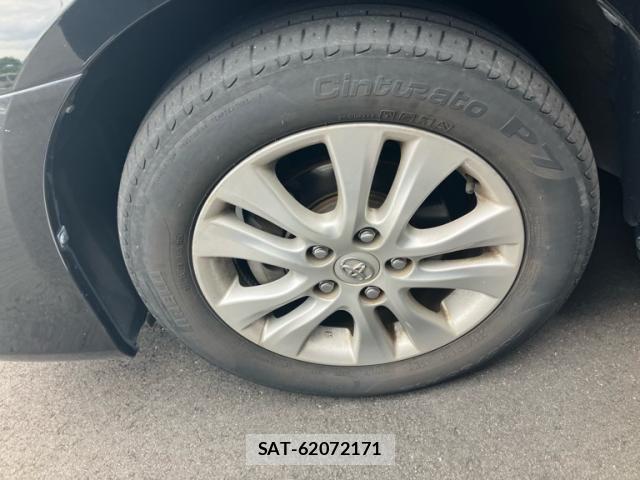 Toyota NOAH 2010-11 7618761-10