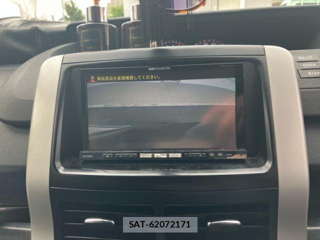 Toyota NOAH 2010-11 7618761-18