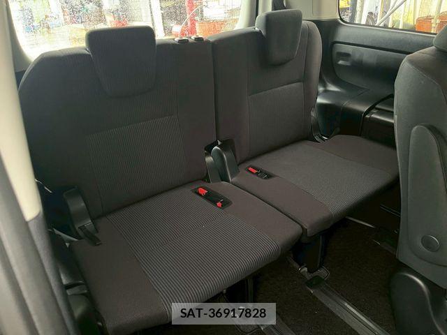 Toyota NOAH 2014-07 7618750-5