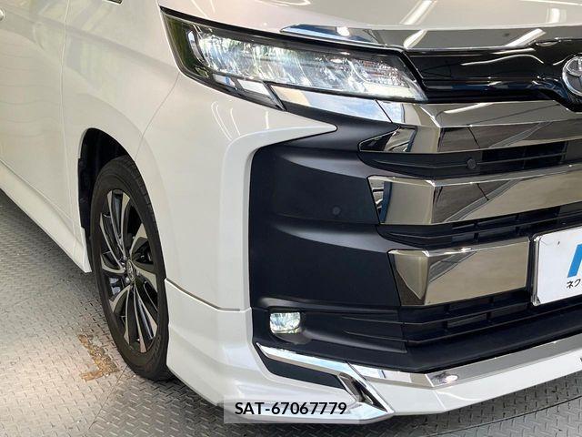 Toyota NOAH 2022-10 7618728-11