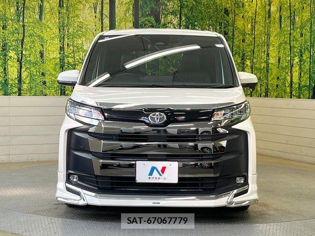 Toyota NOAH 2022-10 7618728-13