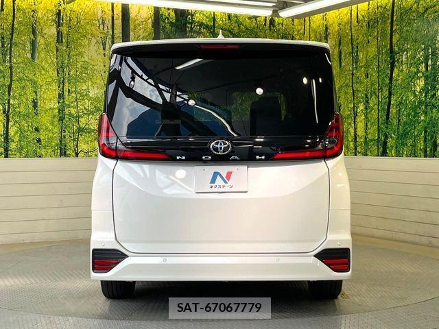 Toyota NOAH 2022-10 7618728-14