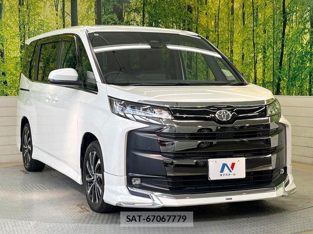 Toyota NOAH 2022-10 7618728-15