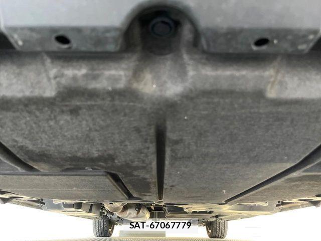Toyota NOAH 2022-10 7618728-18