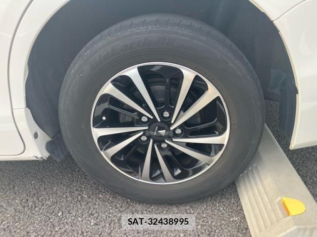 Toyota NOAH 2020-07 7618744-10