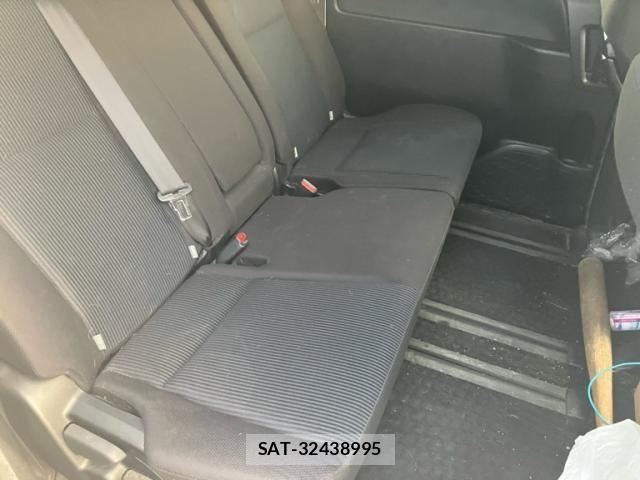 Toyota NOAH 2020-07 7618744-16