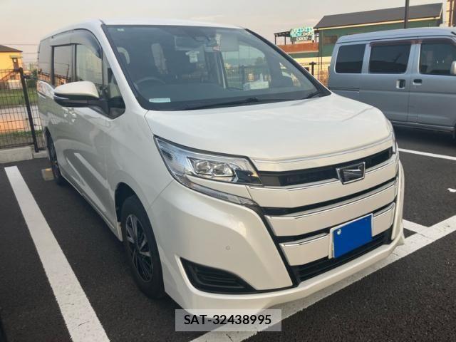 Toyota NOAH 2020-07 7618744-1