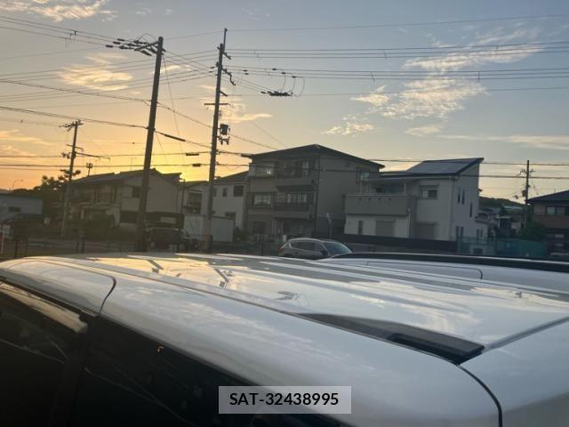 Toyota NOAH 2020-07 7618744-4