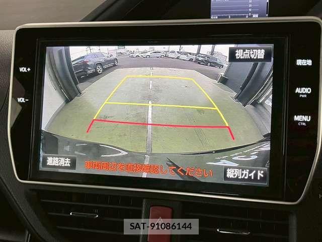 Toyota NOAH 2018-07 7618743-3