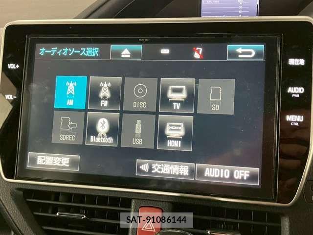Toyota NOAH 2018-07 7618743-5