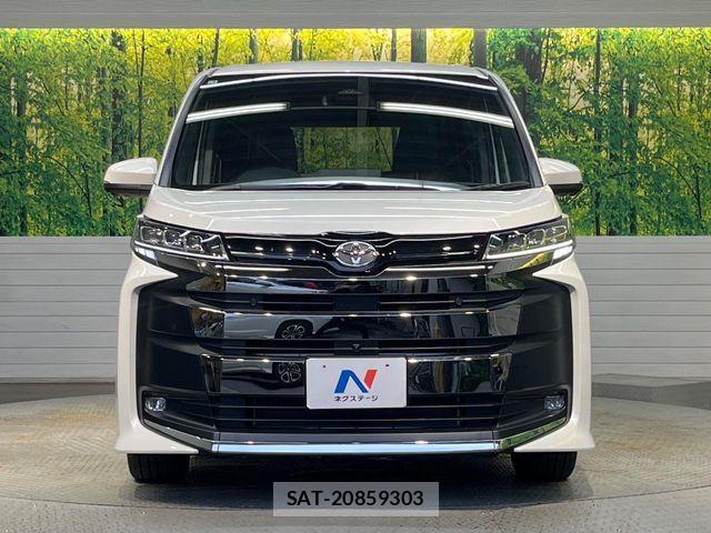 Toyota NOAH 2025-03 7618712-14