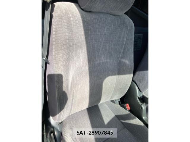 Toyota NOAH 2002-01 7618772-12